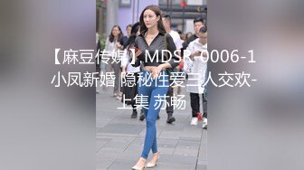 [MP4]欠操的小妞露臉高顏值鏡頭前發騷，跟狼友互動聽指揮展示，溫柔的給大哥舔弄雞巴樣子真騷，激情上位爆草抽插