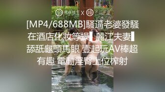 小妞长的真不错，清纯可爱露脸激情大秀，跟狼友互动撩骚，皮肤白皙无毛白虎逼，揉奶玩逼看特写道具抽插好骚