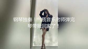 填满女友的嘴，白领闷骚婊子，舔的花里胡哨，母狗发情了！