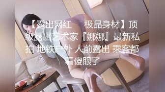 04年女大学生【洛洛莓】付费VIP福利合集，棒棒糖插穴，道具自慰，丝袜足交 (2)