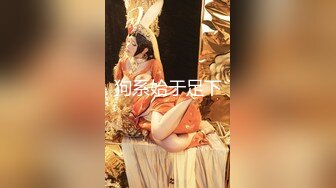 波浪金发纯欲美女，黑丝美腿高跟鞋，炮友激情操逼，骑乘位自己动，抬腿爆草，美臀狠狠干