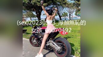 ♈千娇百媚美少女♈反差双马尾小可爱公园偷偷露出，这么可爱的妹子怎么会这么骚呢，人前淑女，人后欲火焚身！