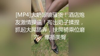 顏值清純萌妹子與老鐵居家現場直播雙人啪啪大秀 跪舔口交足交大雞巴騎乘位擡腿正入抽插幹得直叫求饒 國語對白